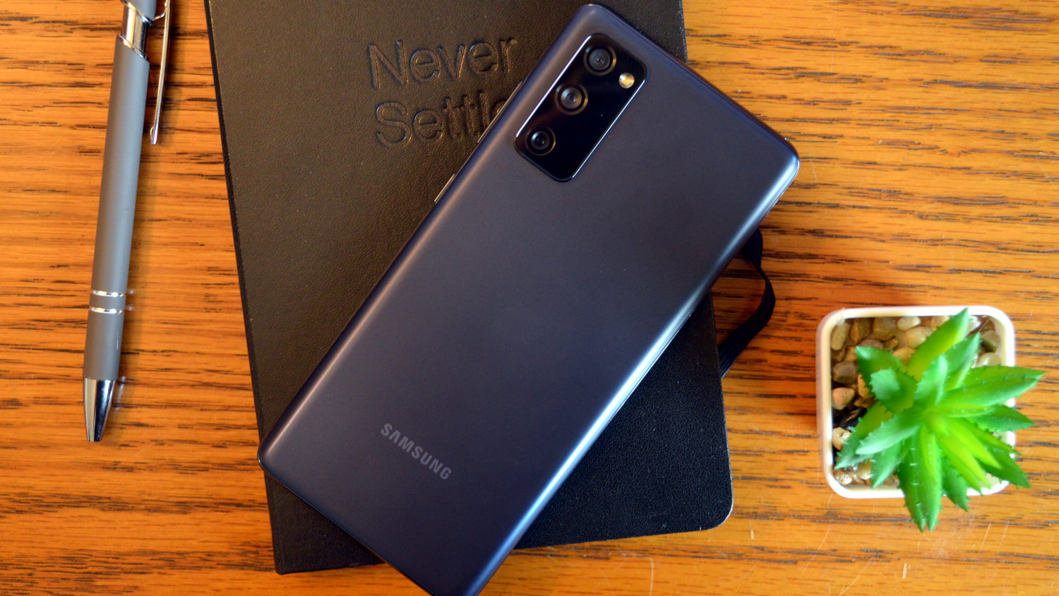 Samsung Galaxy S20 FE - Grade A fonezworldarklow