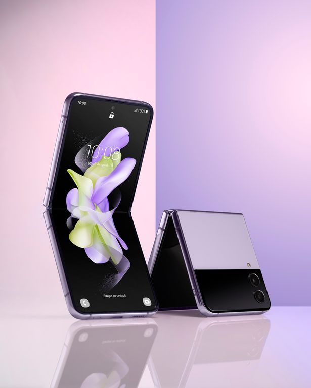 Samsung Galaxy Z Flip 4 5G - New fonezworldarklow